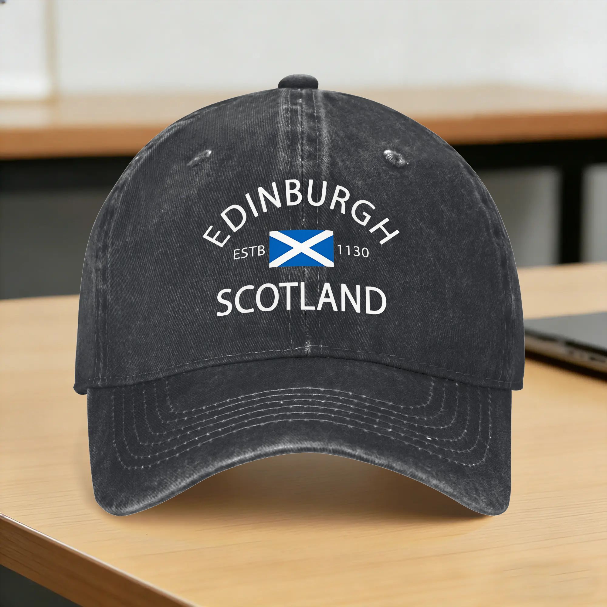 Summer Clothing Edinburgh - Scottish History Clothing Edinburgh Scotland Sun